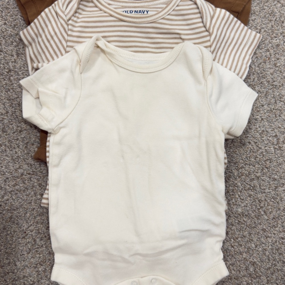 Old Navy Cream and Tan Baby Bodysuit Set